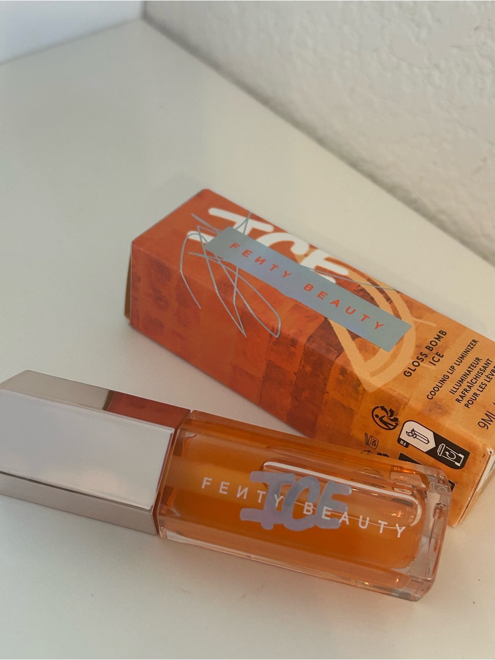 NIB★Fenty Beauty Gloss Bomb Ice Cooling Lip Luminizer Gloss in Melon Chillz
